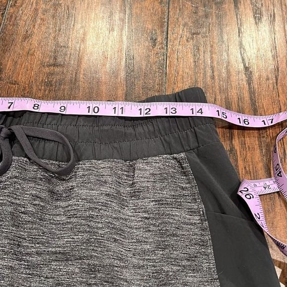 Athleta excursion skort skirt with pockets size small Heather grey EUC - Picture 6 of 7